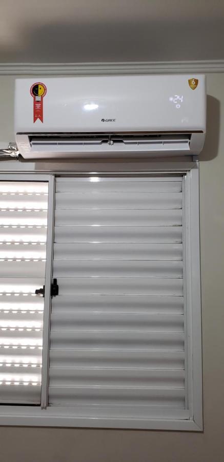 Apartamento Inteiro Com Wifi 70Mb, Ar Condicionado, Proximo Ao Estadio Do Cafe Лондріна Екстер'єр фото